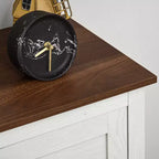 Credenza in stile rustico con ante, cassetto e ripiano regolabile